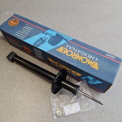 Aizmugurējais amortizators priekš