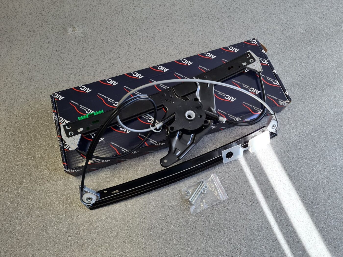 Stikla pacelšanas mehānisms priekšējais kreisais priekš 1 Stikla pacelšanas mehānisms priekšējais kreisais priekš