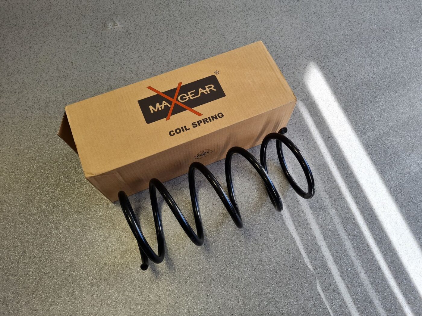 Priekšēja atspere priekš 1 Priekšēja atspere priekš