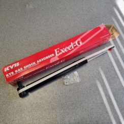 Aizmugurējais amortizators priekš