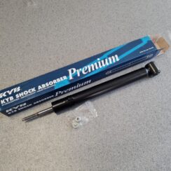 Aizmugurējais amortizators priekš