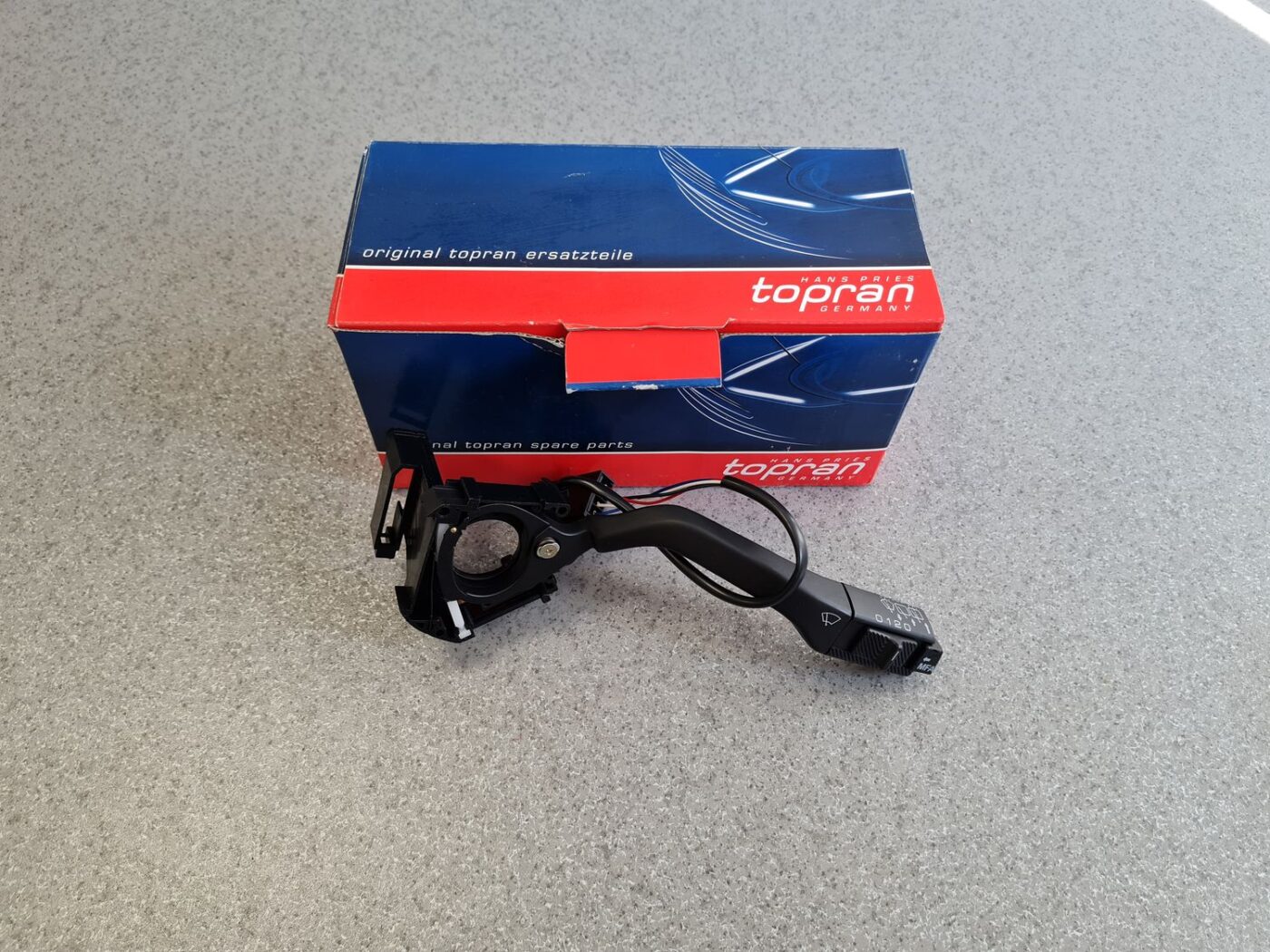 Stikla tīrītāja slēdzis priekš 1 Stikla tīrītāja slēdzis priekš