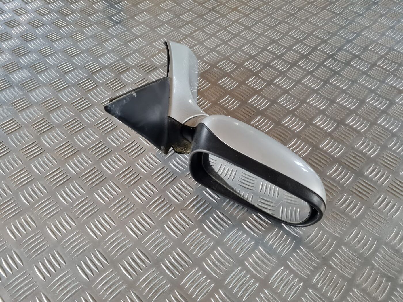 Ārējais spogulis, pa labi priekš SAAB 9-5 1999 6 Ārējais spogulis, pa labi priekš SAAB 9-5 1999