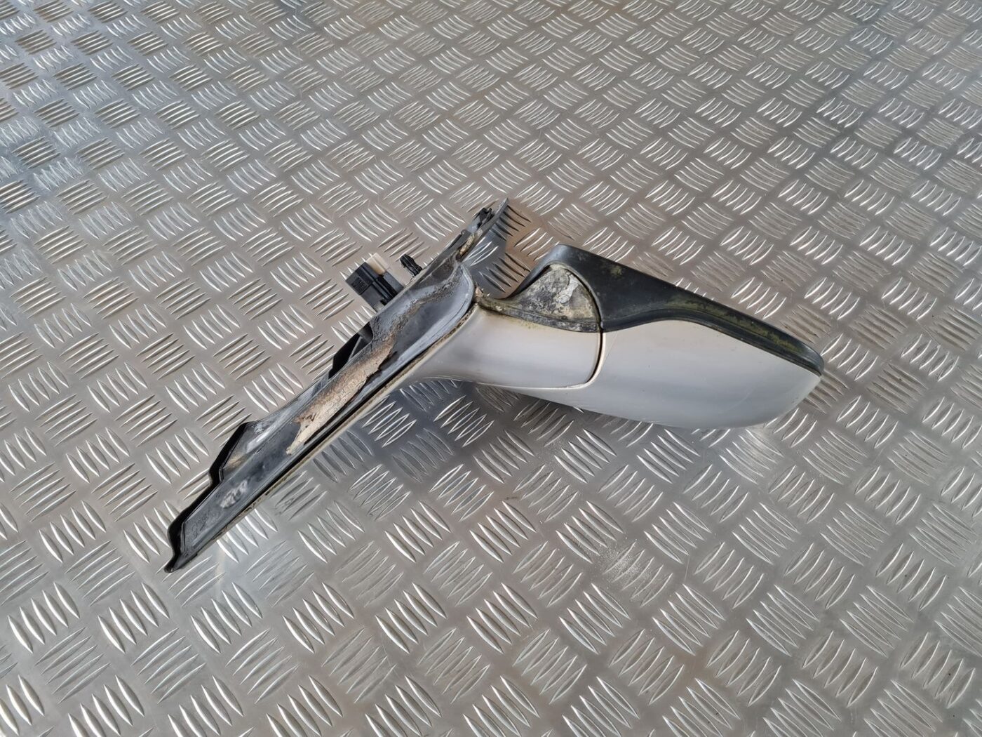 Ārējais spogulis, pa labi priekš SAAB 9-5 1999 4 Ārējais spogulis, pa labi priekš SAAB 9-5 1999