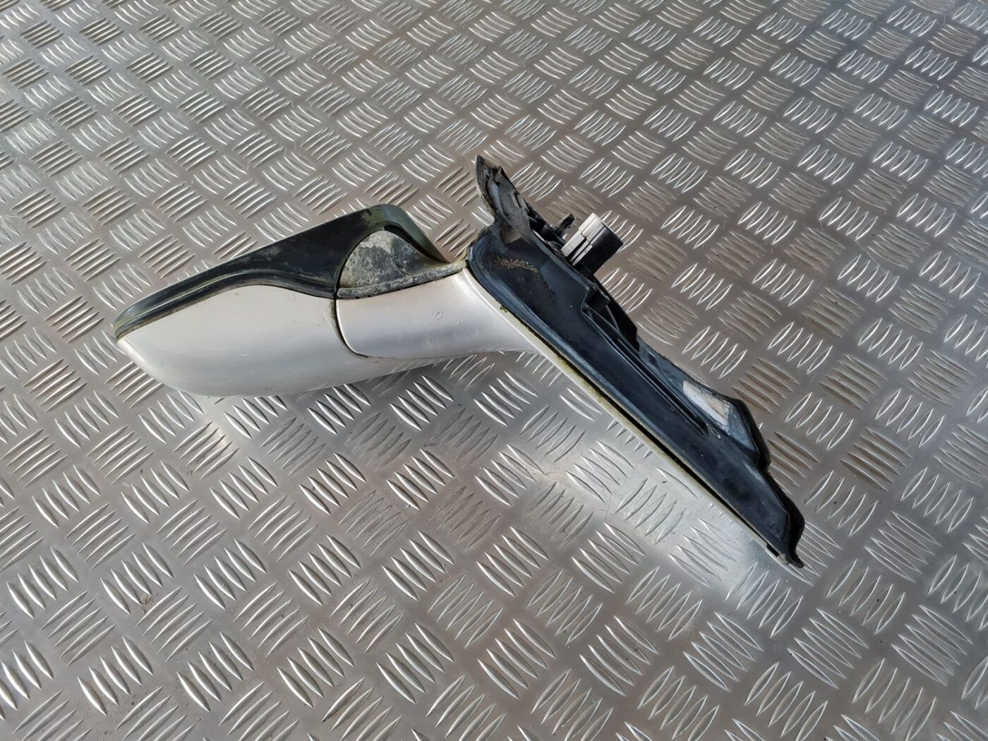 Ārējais spogulis, pa kreisi priekš SAAB 9-5 1999