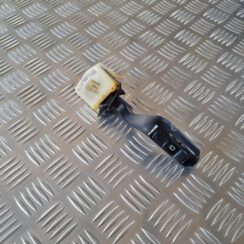 Stikla tīrītāja slēdzis priekš SAAB 9-5 1999