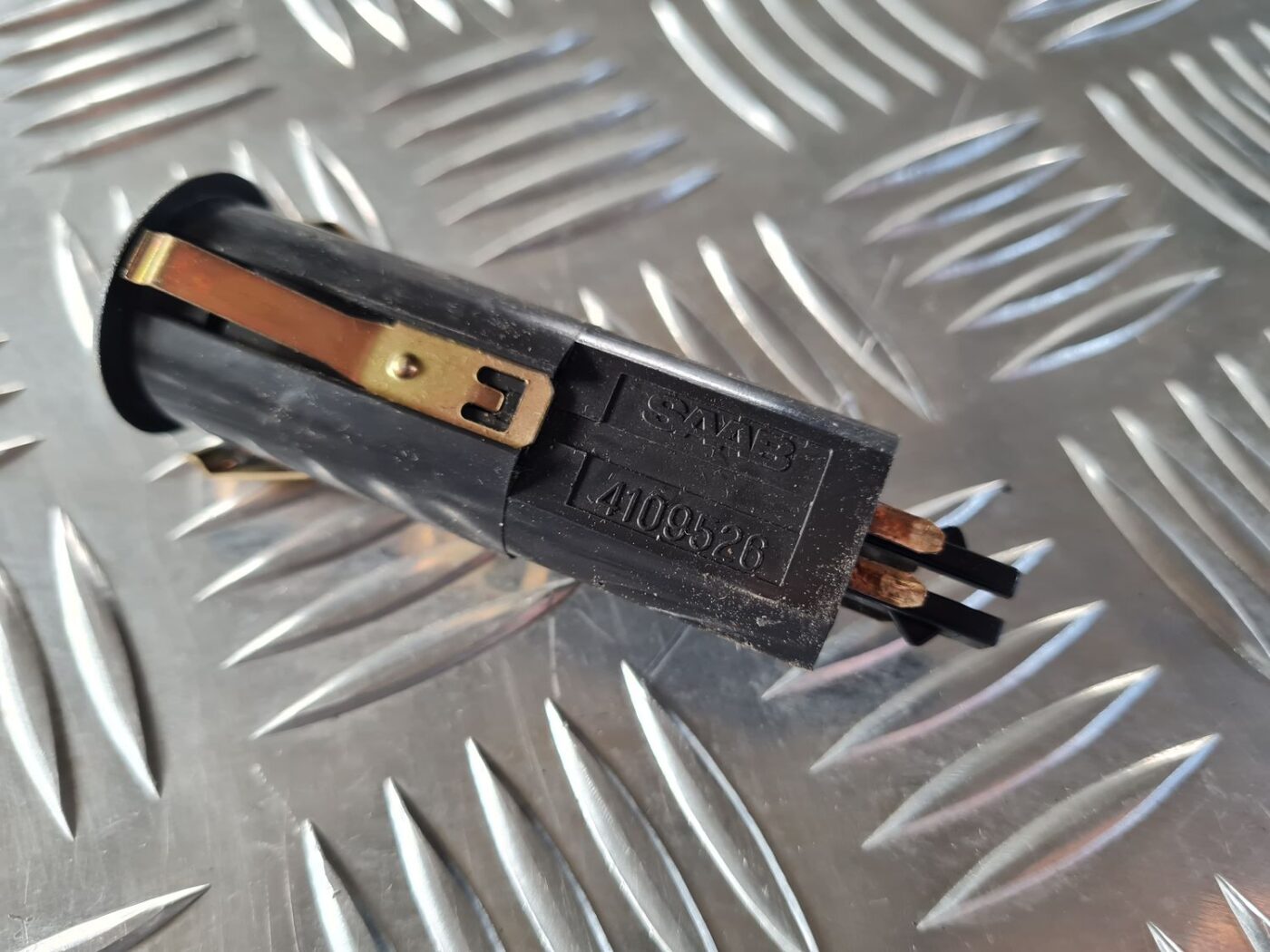 Trauksmes poga priekš SAAB 9-5 1999 3 Trauksmes poga priekš SAAB 9-5 1999