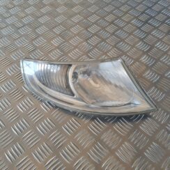 Pagrieziena signala lukturis priekš SAAB 9-5 1999