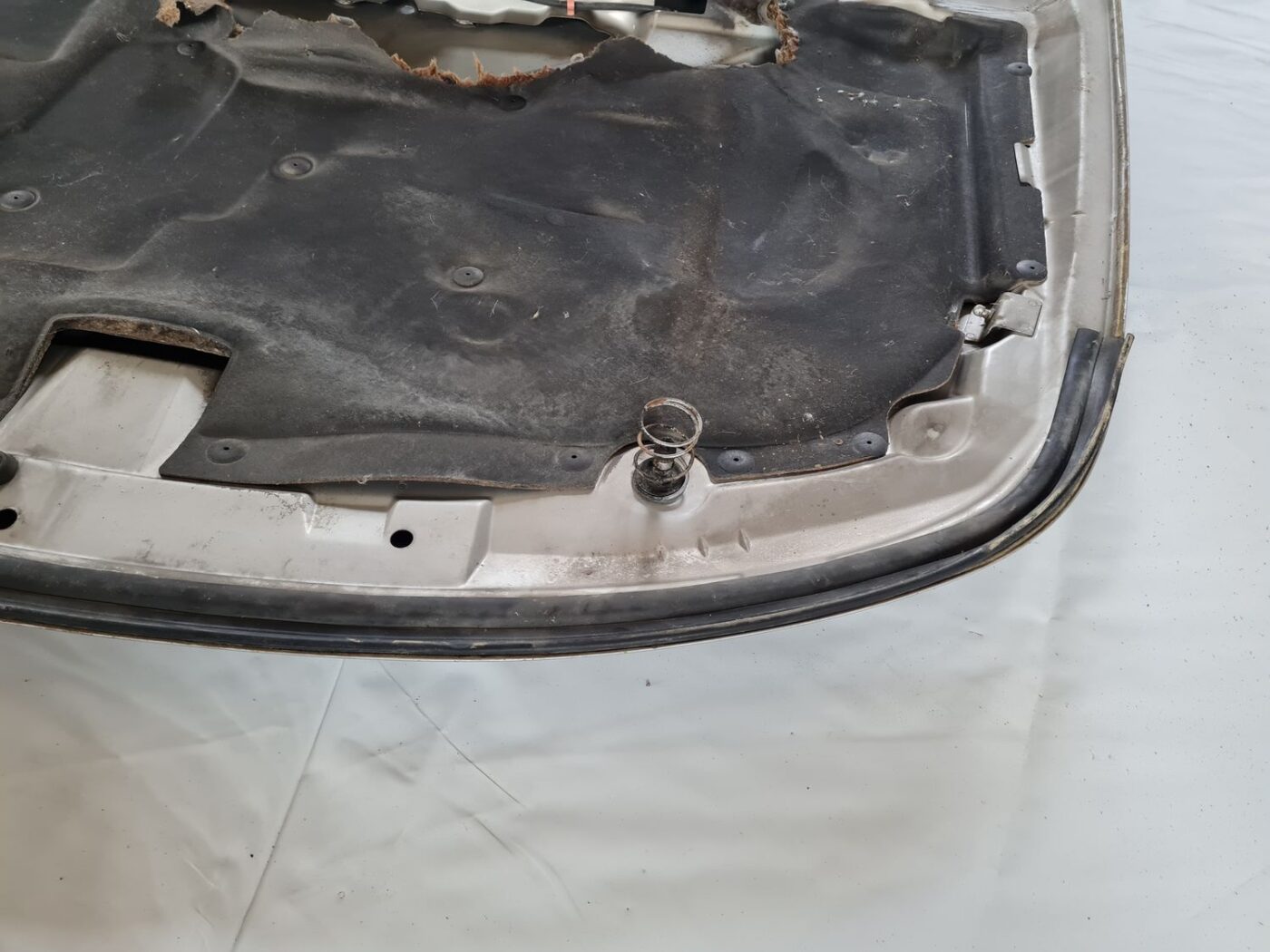 Pārsegs priekš SAAB 9-5 1999 4 Pārsegs priekš SAAB 9-5 1999