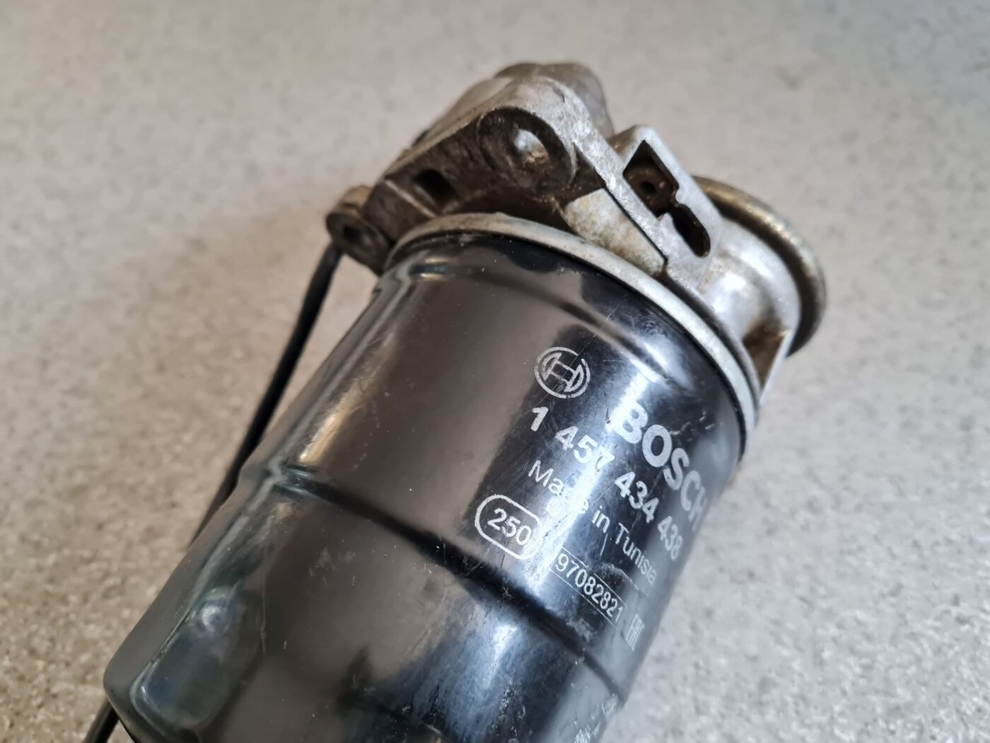 Degvielas filtra korpuss priekš TOYOTA YARIS VERSO 1999-2005