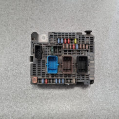 Drošinātāju bloks priekš PEUGEOT 508 2012