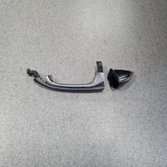 Aizmugurējais kreisais durvju rokturis priekš MERCEDES BENZ ML320 2005 BLACK