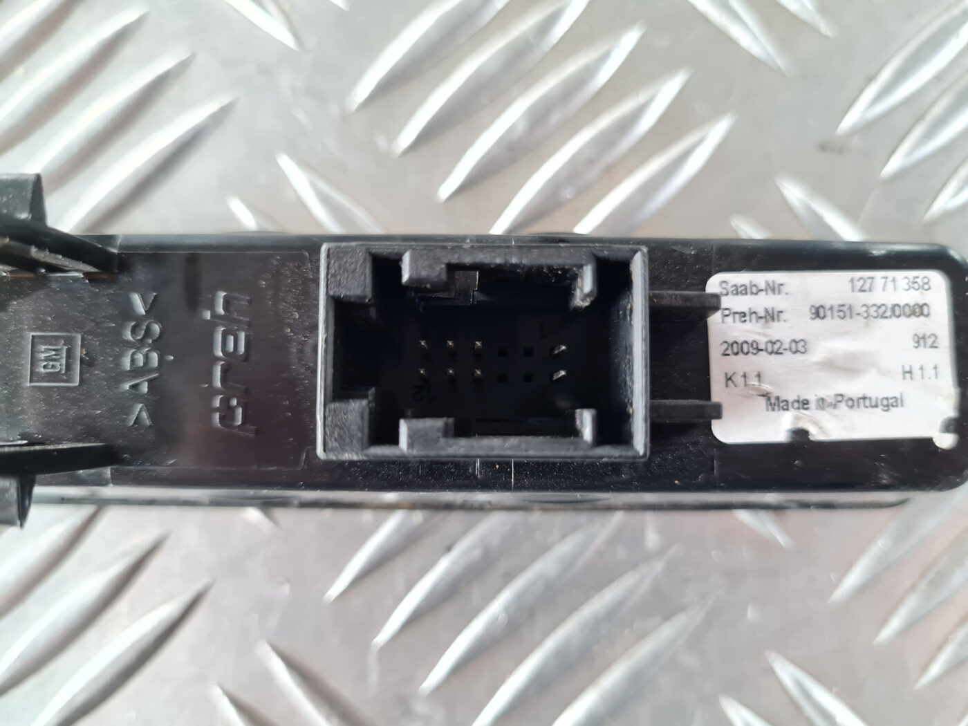 Gaismas spilgtuma regulēšanas poga priekš SAAB 9-3 2009 5 Gaismas spilgtuma regulēšanas poga priekš SAAB 9-3 2009