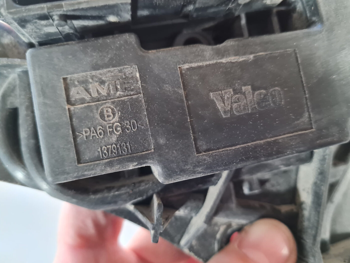 Ventilatora vadības bloks priekš SAAB 9-3 2009 3 Ventilatora vadības bloks priekš SAAB 9-3 2009