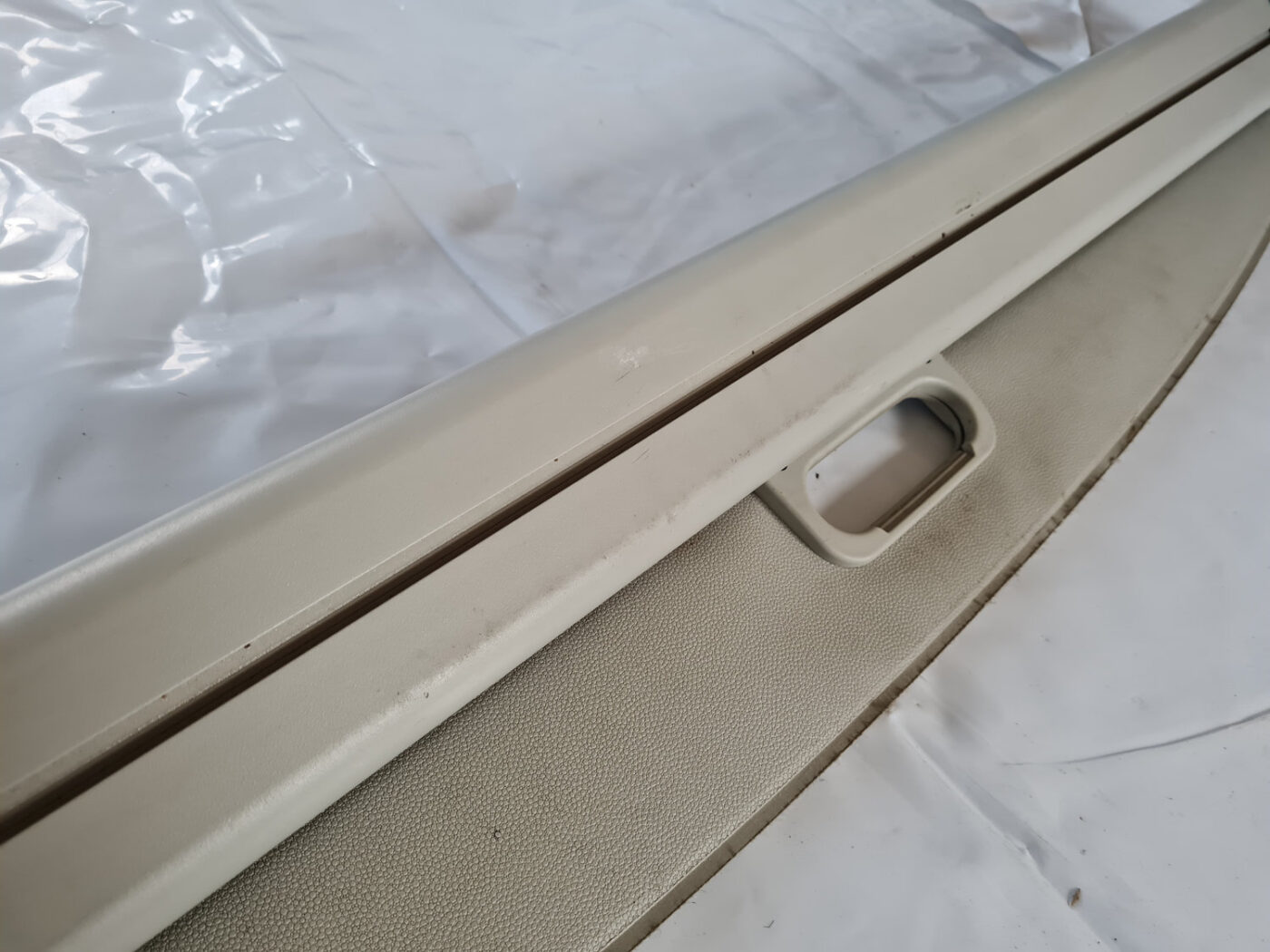 Bagāžnieka žalūzija priekš SAAB 9-3 2009 8 Bagāžnieka žalūzija priekš SAAB 9-3 2009