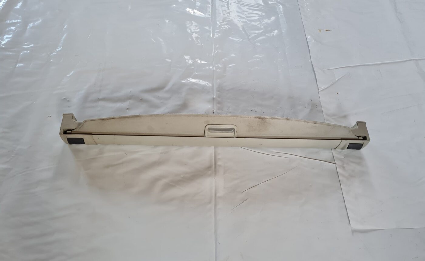 Bagāžnieka žalūzija priekš SAAB 9-3 2009 3 Bagāžnieka žalūzija priekš SAAB 9-3 2009