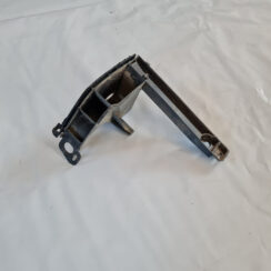 Aizmugurēja bufera kronšteins priekš SAAB 9-3 2009