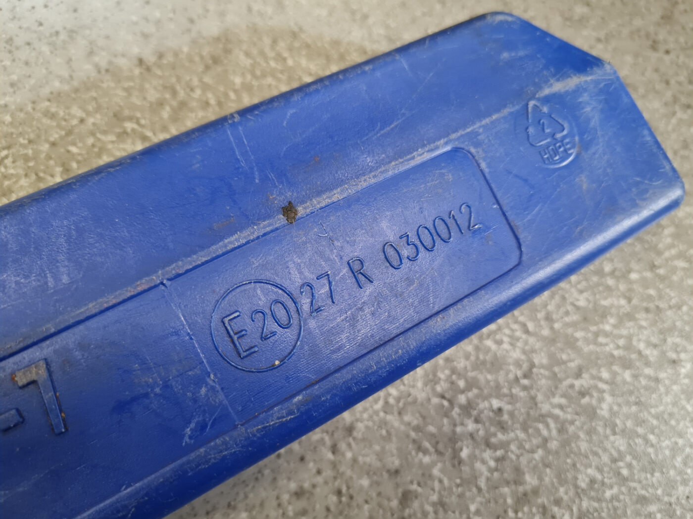 Brīdinājuma trīsstūris priekš SUBARU LEGACY 2009 3 Brīdinājuma trīsstūris priekš SUBARU LEGACY 2009