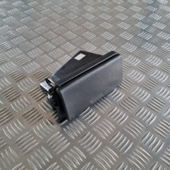 Centrālās konsoles nodalījums priekš TOYOTA AVENSIS 2007 UNIVERSAL