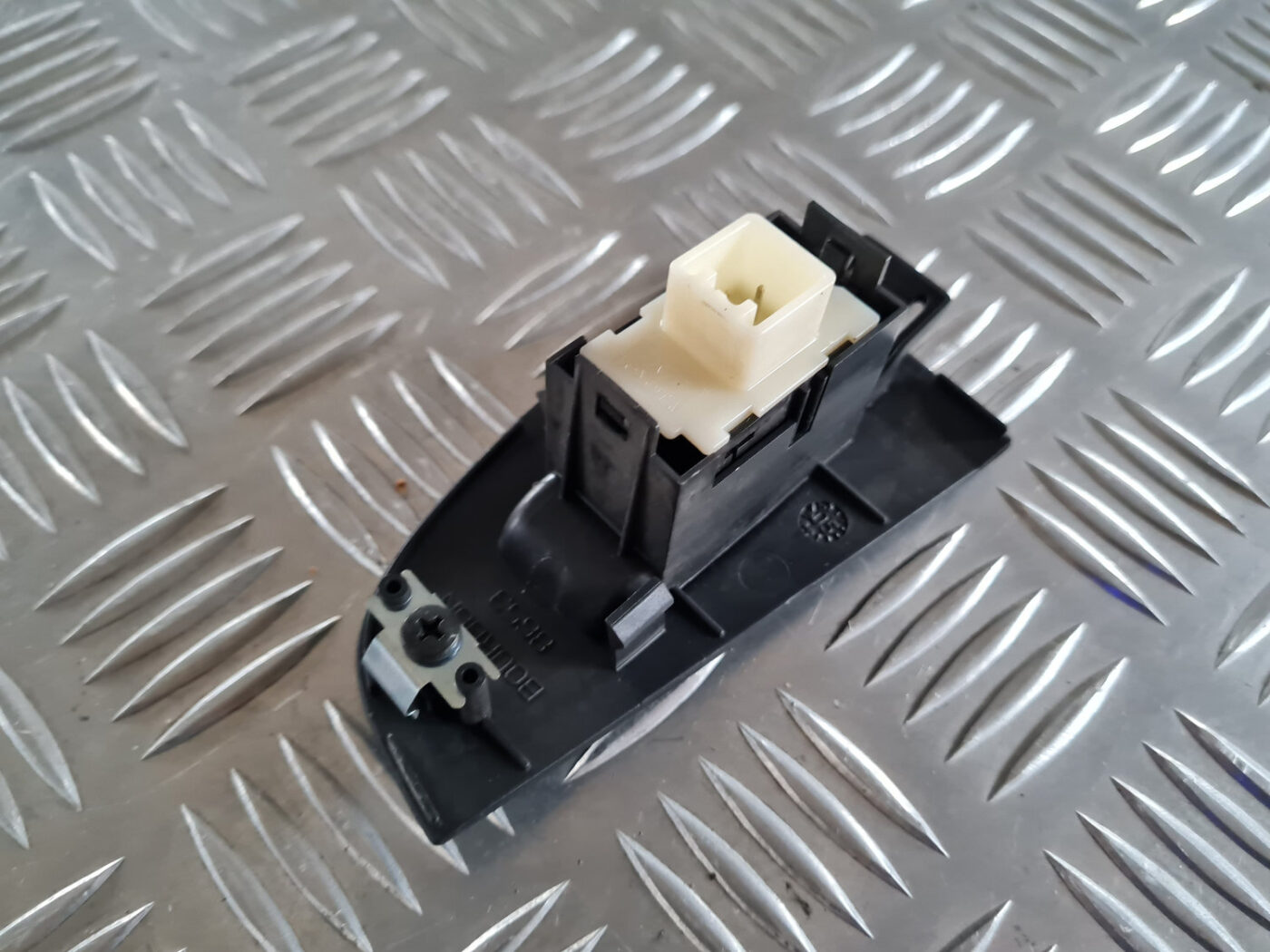 Stikla pacelšanas poga priekš TOYOTA AVENSIS 2007 UNIVERSAL