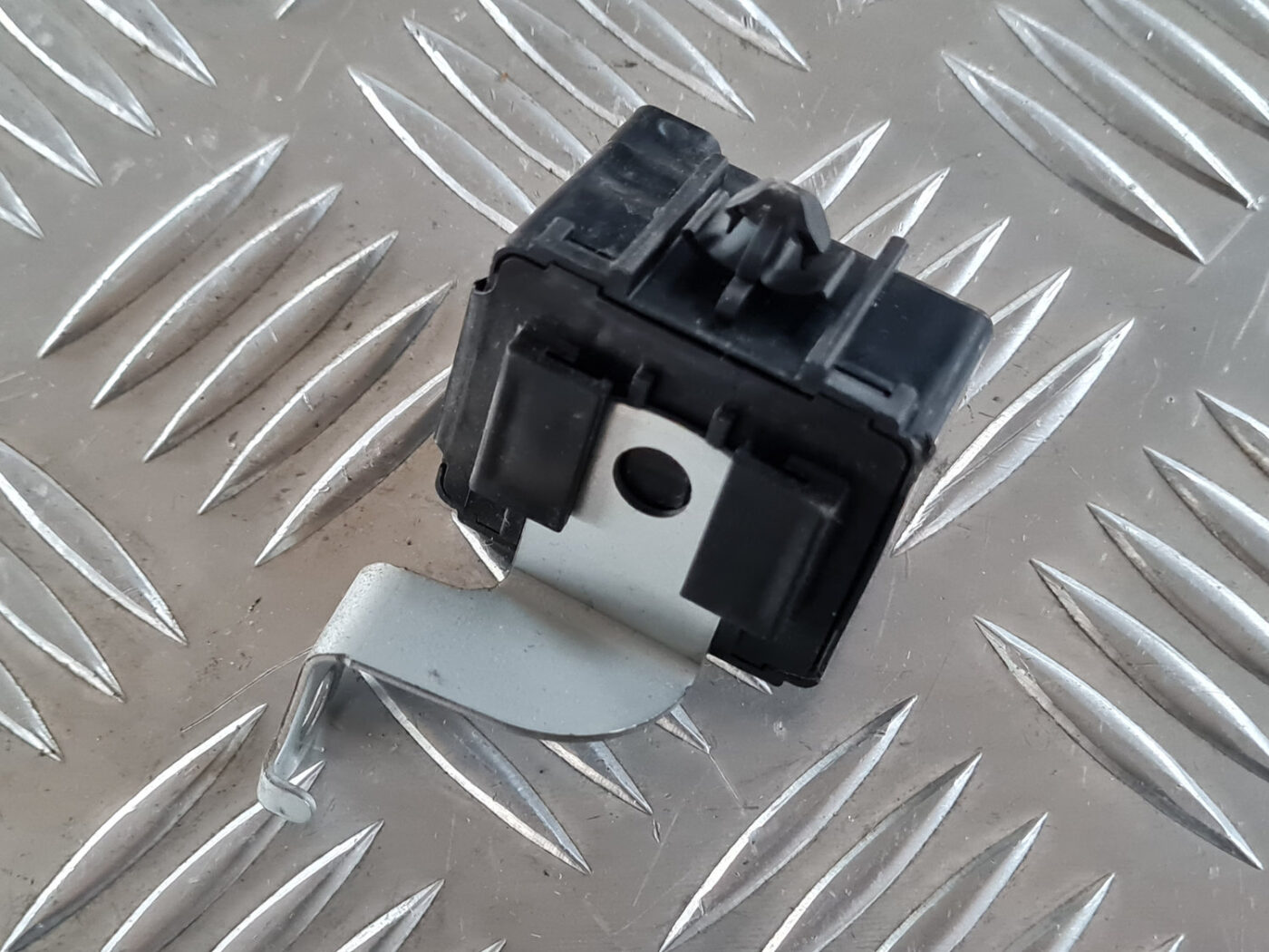 Pagrieziena lukturu releja priekš TOYOTA AVENSIS 2007 UNIVERSAL