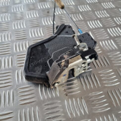 Aizmugurējo labo durvju slēdzene priekš TOYOTA AVENSIS 2007 UNIVERSAL