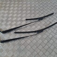 Vējstikla slotu turētāju komplekts priekš TOYOTA AVENSIS 2007 UNIVERSAL