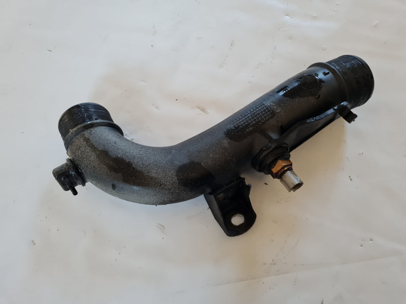 Interkulera caurule priekš TOYOTA AVENSIS 2007 UNIVERSAL