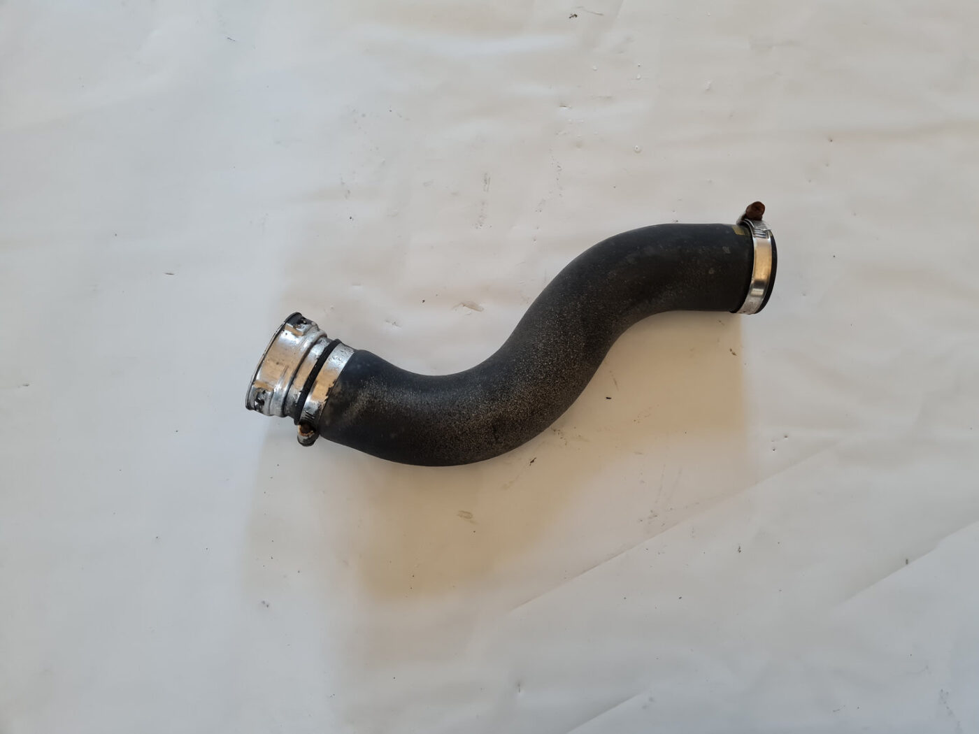 Interkulera caurule priekš TOYOTA AVENSIS 2007 UNIVERSAL