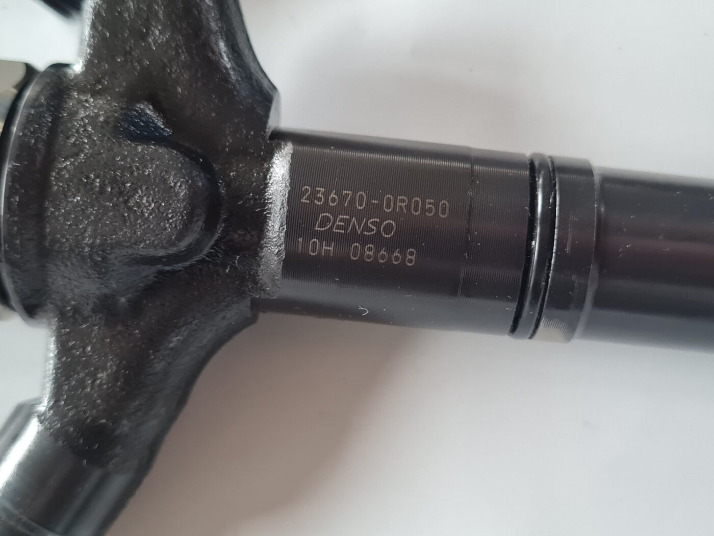 Degvielas smidzinātājs priekš TOYOTA AVENSIS 2007 UNIVERSAL