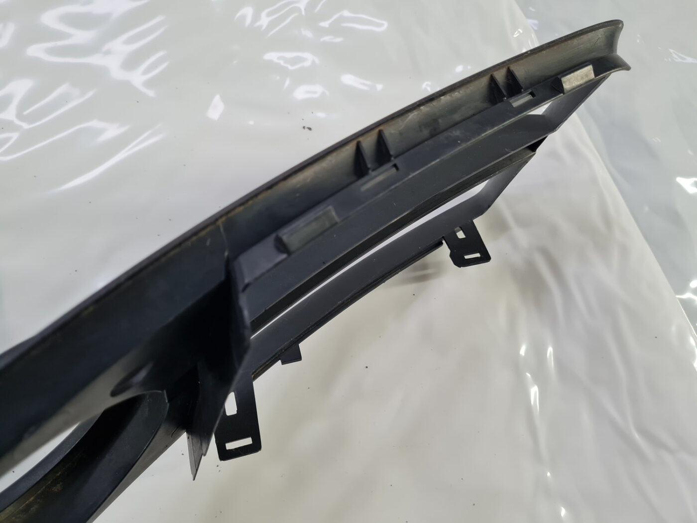 Miglas luktura reste, pa labi priekš AUDI A4 2007 5 Miglas luktura reste, pa labi priekš AUDI A4 2007