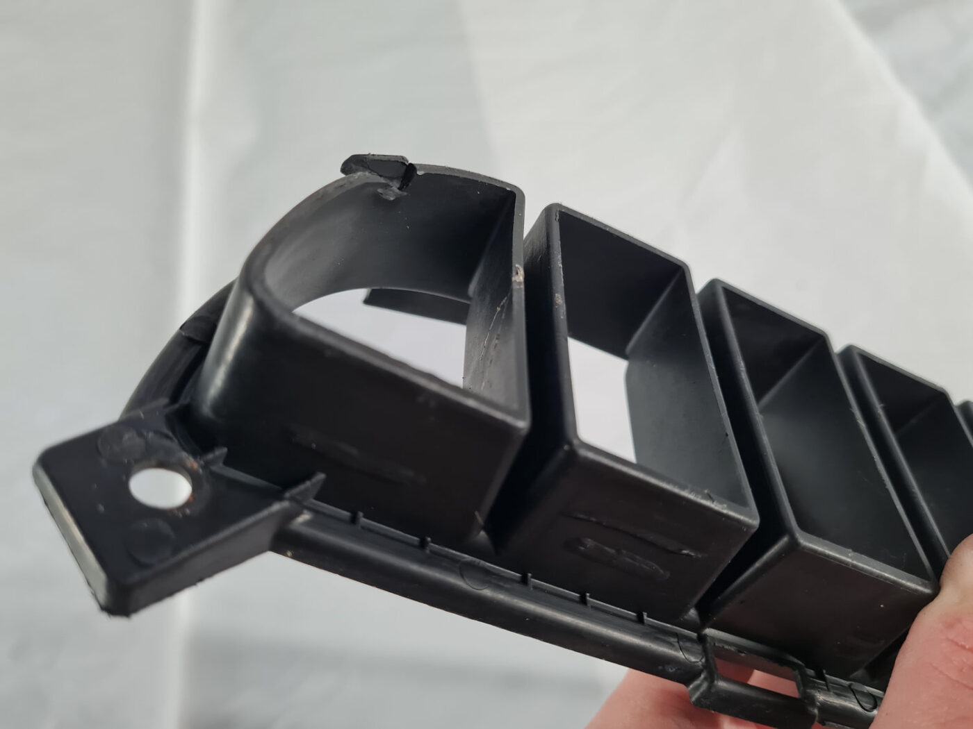 Bufera reste priekš KIA SORENTO 2004-2008 6 Bufera reste priekš KIA SORENTO 2004-2008