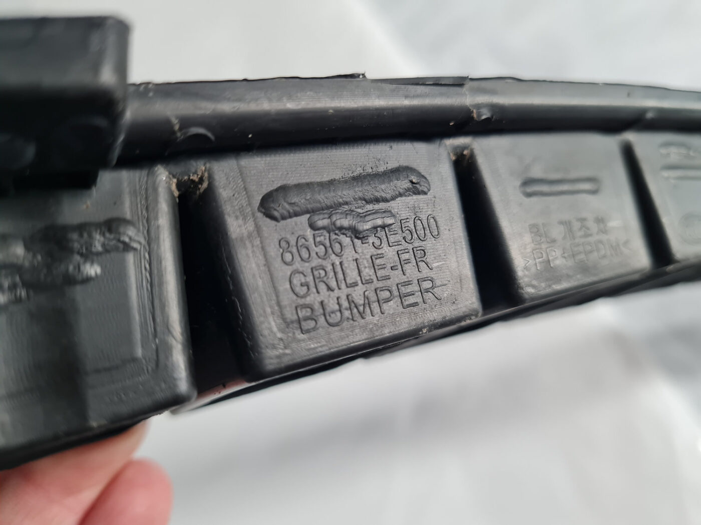 Bufera reste priekš KIA SORENTO 2004-2008 3 Bufera reste priekš KIA SORENTO 2004-2008