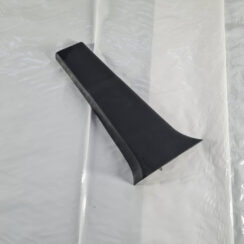 Vidējas salona statnes apdare priekš CITROEN BERLINGO 2014