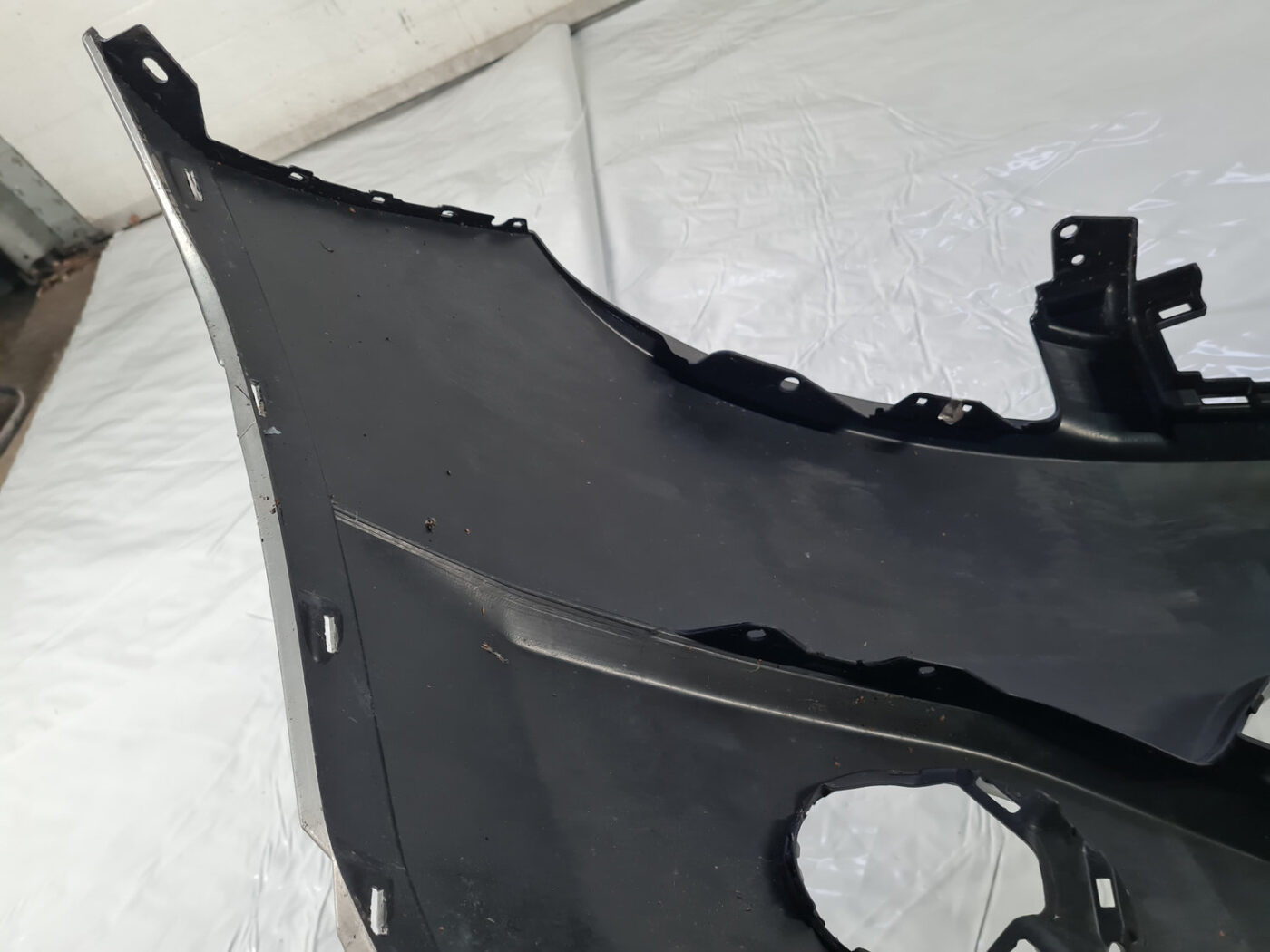 Priekšējais buferis priekš Nissan Qashqai 2010-2014 4 Priekšējais buferis priekš Nissan Qashqai 2010-2014