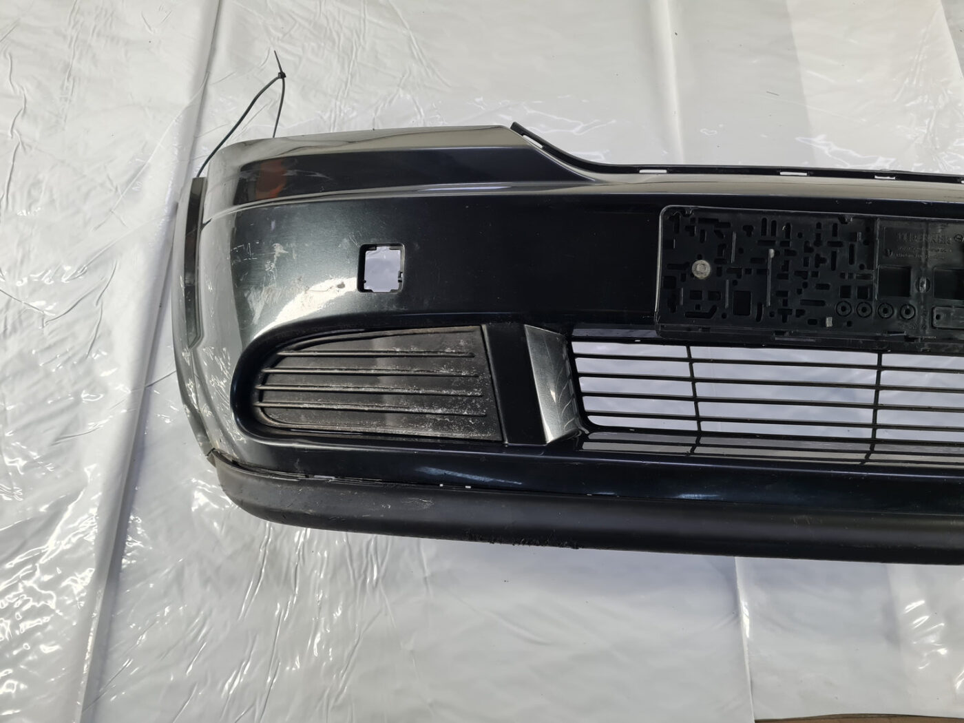 Priekšējais buferis priekš DODGE JOURNEY 2008 27 Priekšējais buferis priekš DODGE JOURNEY 2008