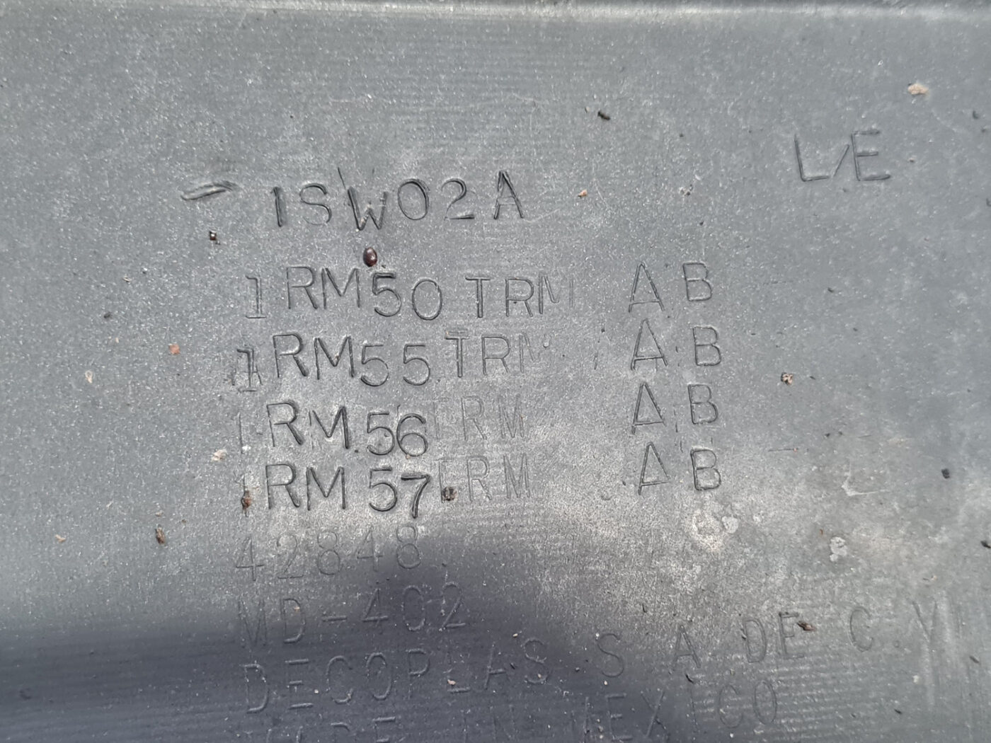 Priekšējais buferis priekš DODGE JOURNEY 2008 6 Priekšējais buferis priekš DODGE JOURNEY 2008