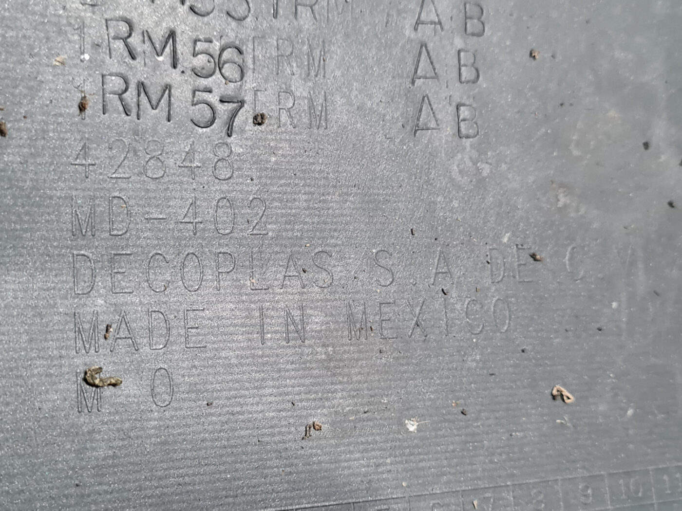 Priekšējais buferis priekš DODGE JOURNEY 2008 5 Priekšējais buferis priekš DODGE JOURNEY 2008