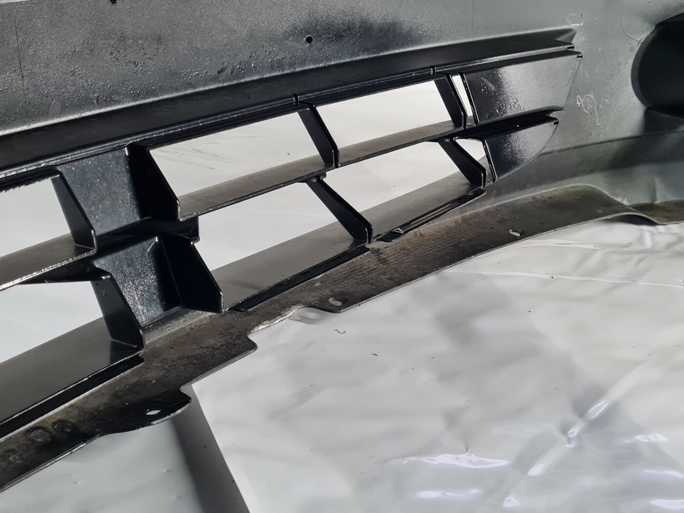 Priekšējais buferis priekš SUBARU IMPREZA 2007-2011