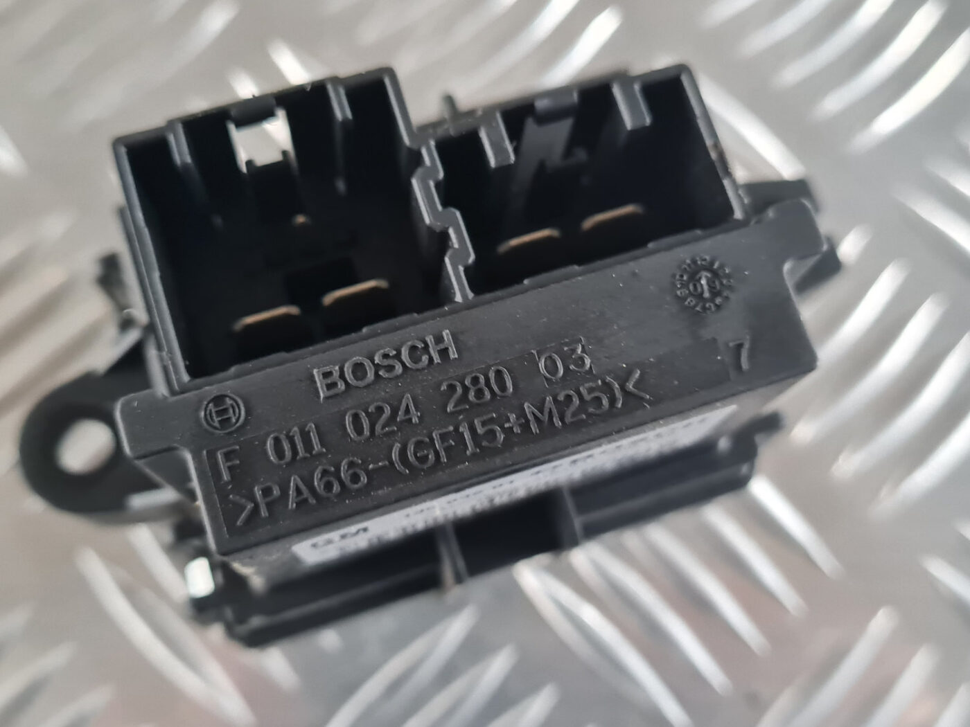 Salona ventilatora rezistors priekš OPEL INSIGNIA 2010