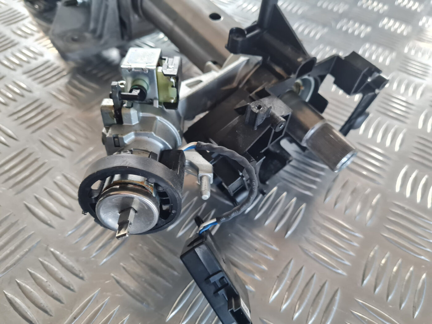 Stūres statne priekš OPEL INSIGNIA 2010 8 Stūres statne priekš OPEL INSIGNIA 2010