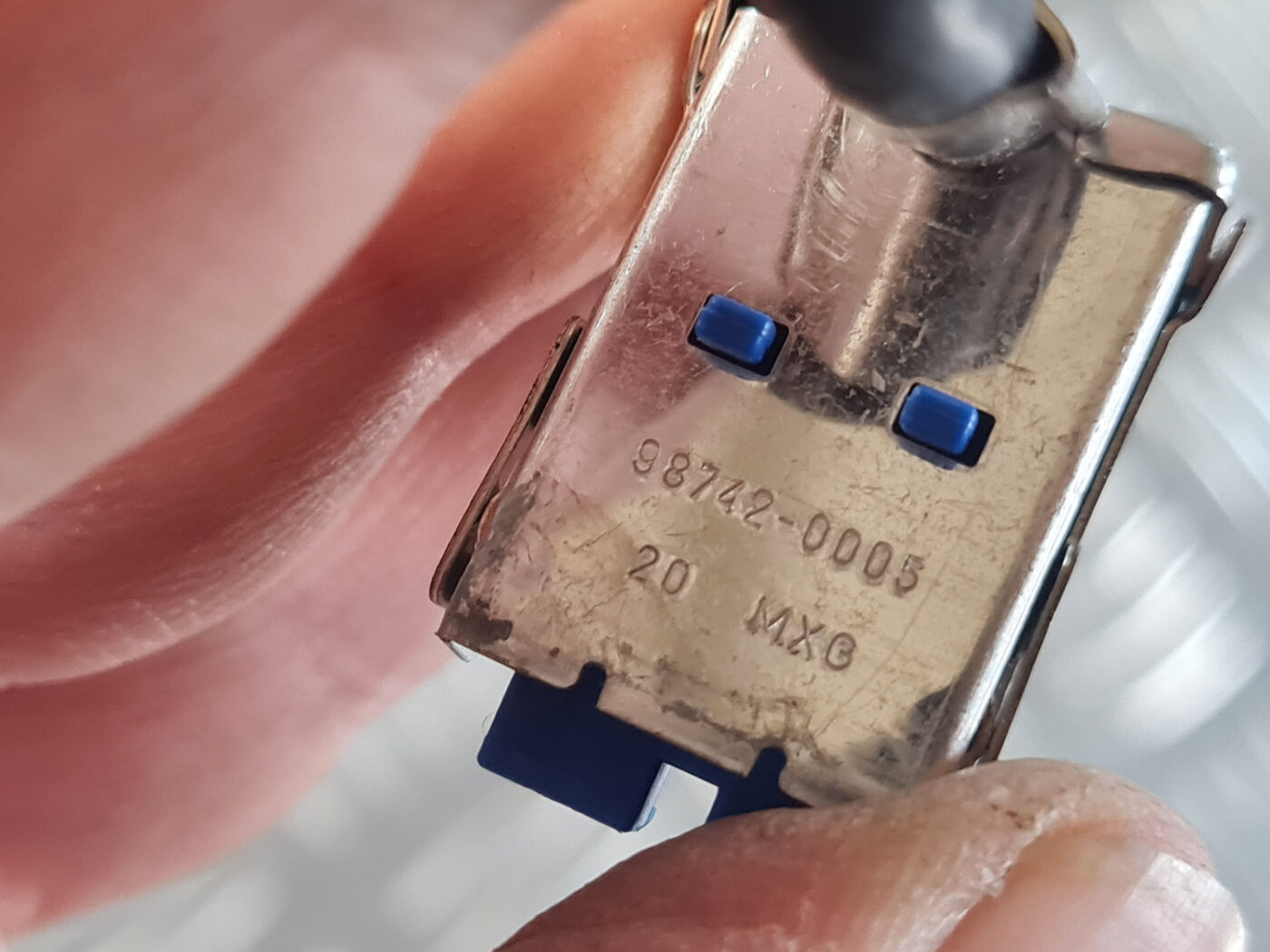 Priekšejo lukturu vadi (ksenona) priekš OPEL INSIGNIA 2010 5 Priekšejo lukturu vadi (ksenona) priekš OPEL INSIGNIA 2010