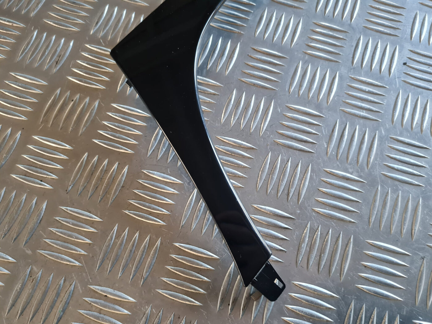 Mērinstrumentu paneļa dekoratīvā uzlika priekš OPEL INSIGNIA 2010