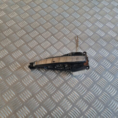 Priekšējāis labais durvju rokturis priekš OPEL INSIGNIA 2010