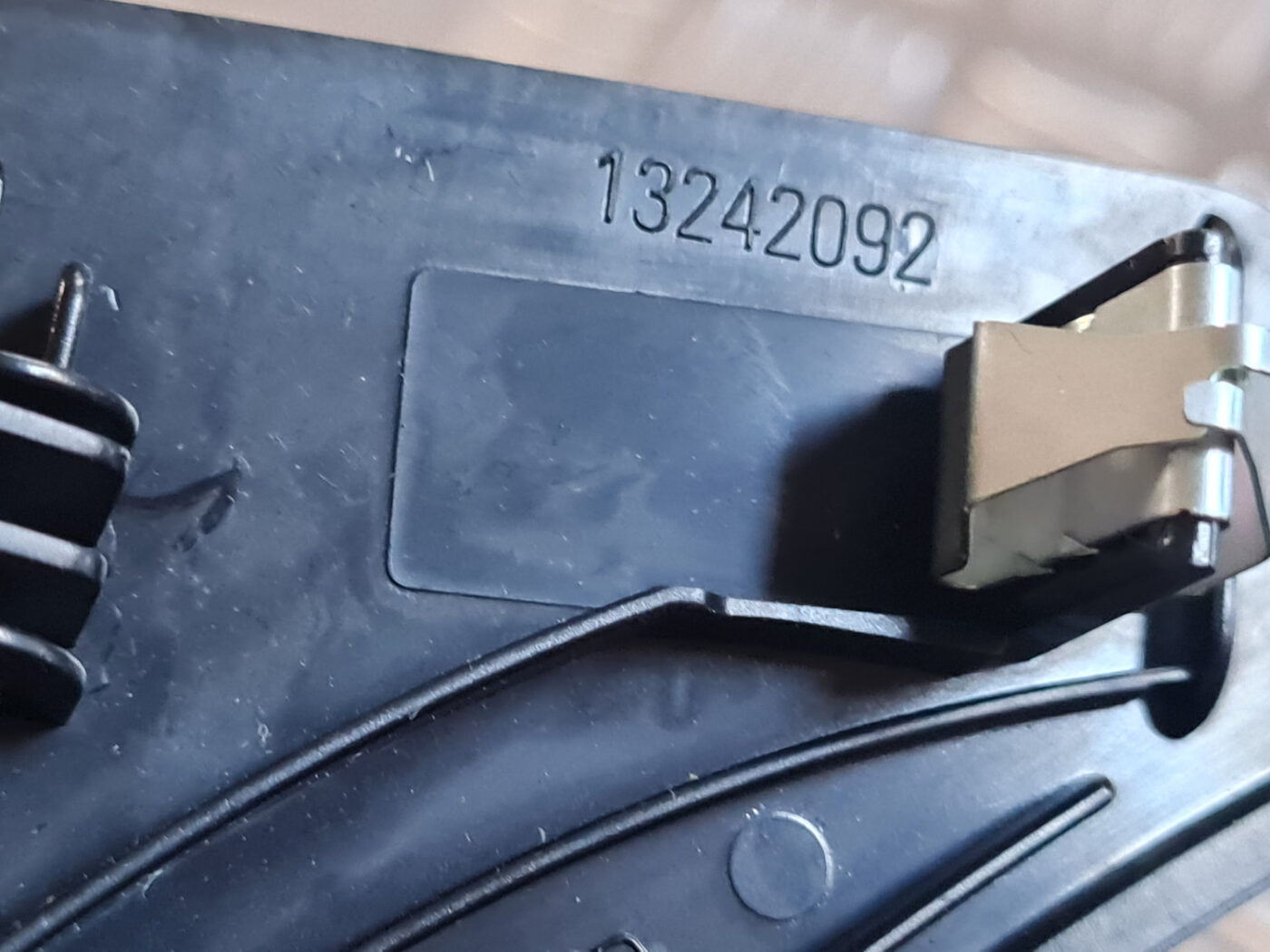 Mērinstrumentu paneļa dekoratīvā uzlika priekš OPEL INSIGNIA 2010