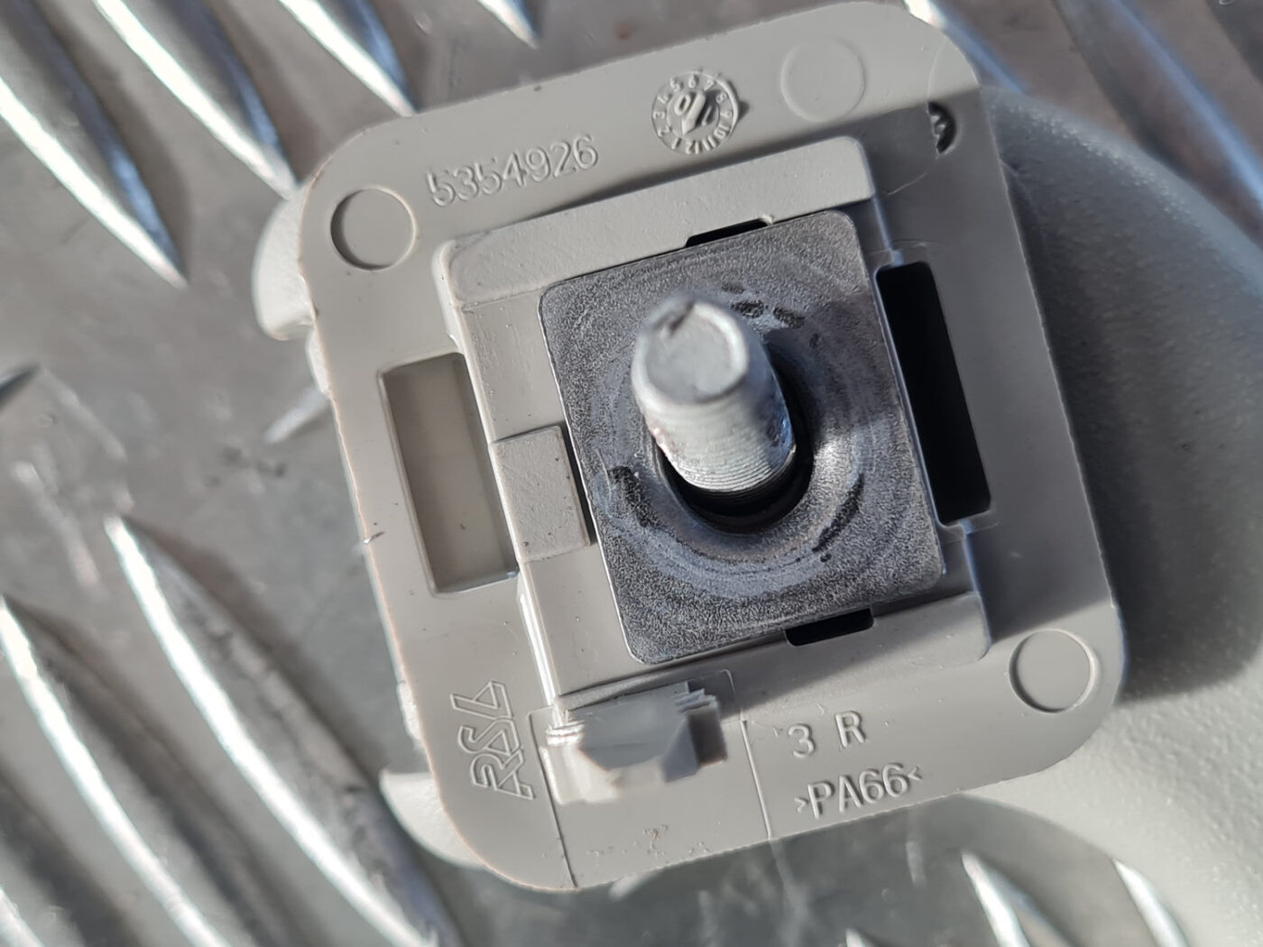 Salona rokturis griestos priekš OPEL INSIGNIA 2010 3 Salona rokturis griestos priekš OPEL INSIGNIA 2010