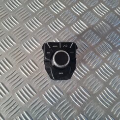 Multimēdijas vadības bloks priekš OPEL INSIGNIA 2010