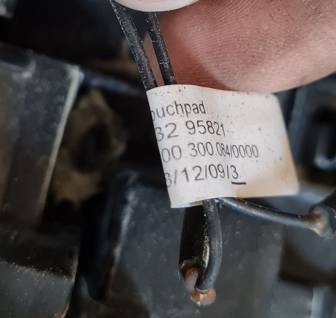 Numura zīmes gaismas uzlika komplektā priekš OPEL INSIGNIA 2010 3 Numura zīmes gaismas uzlika komplektā priekš OPEL INSIGNIA 2010