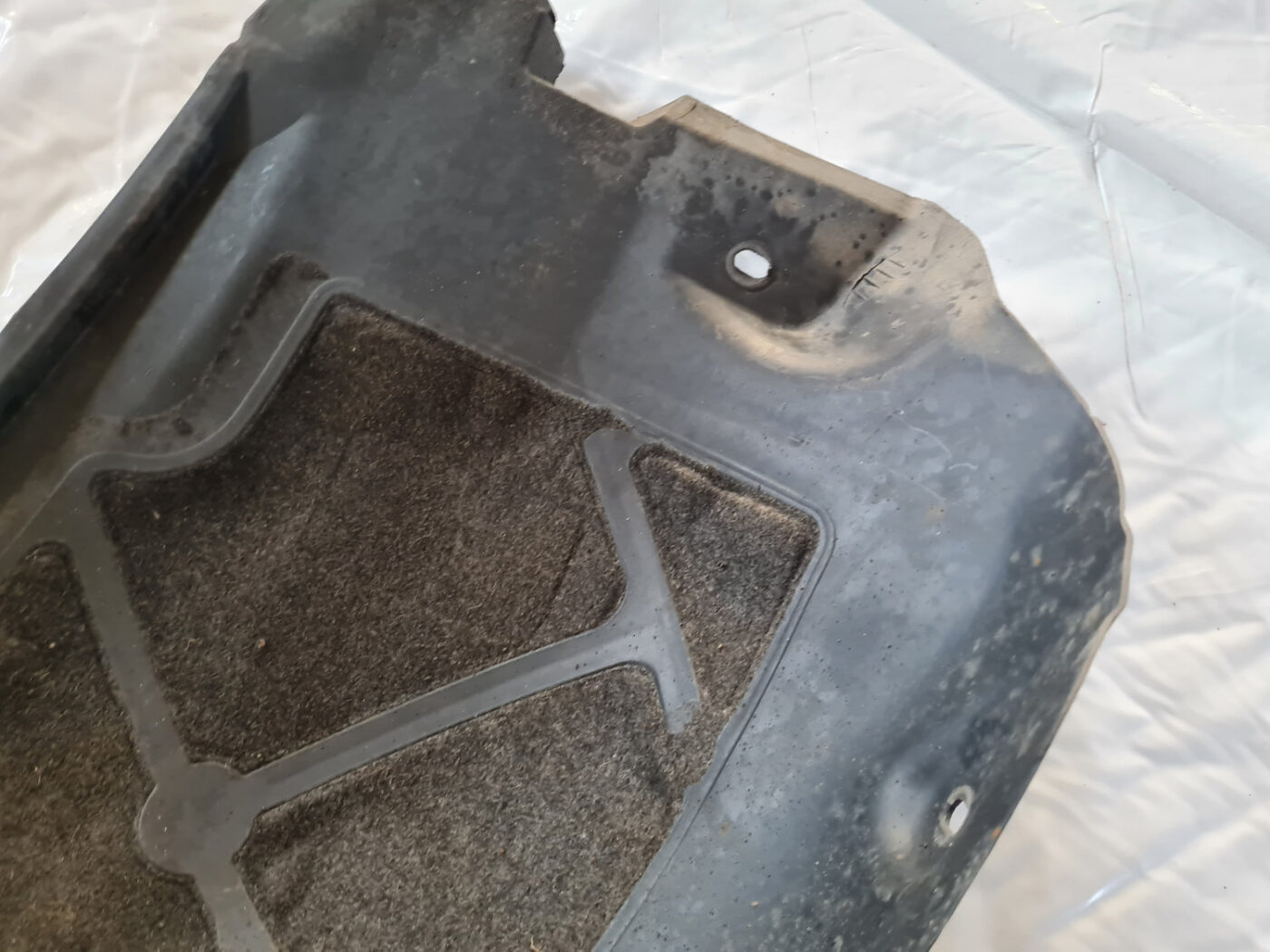 Priekšējais kreisais paspārns priekš OPEL INSIGNIA 2010 2 Priekšējais kreisais paspārns priekš OPEL INSIGNIA 2010