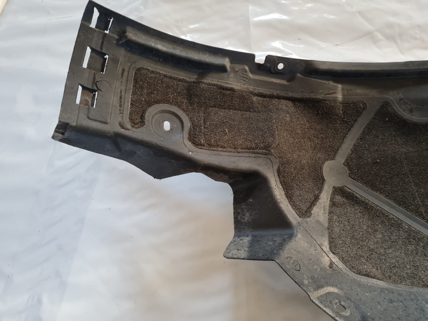 Priekšējais kreisais paspārns priekš OPEL INSIGNIA 2010 6 Priekšējais kreisais paspārns priekš OPEL INSIGNIA 2010